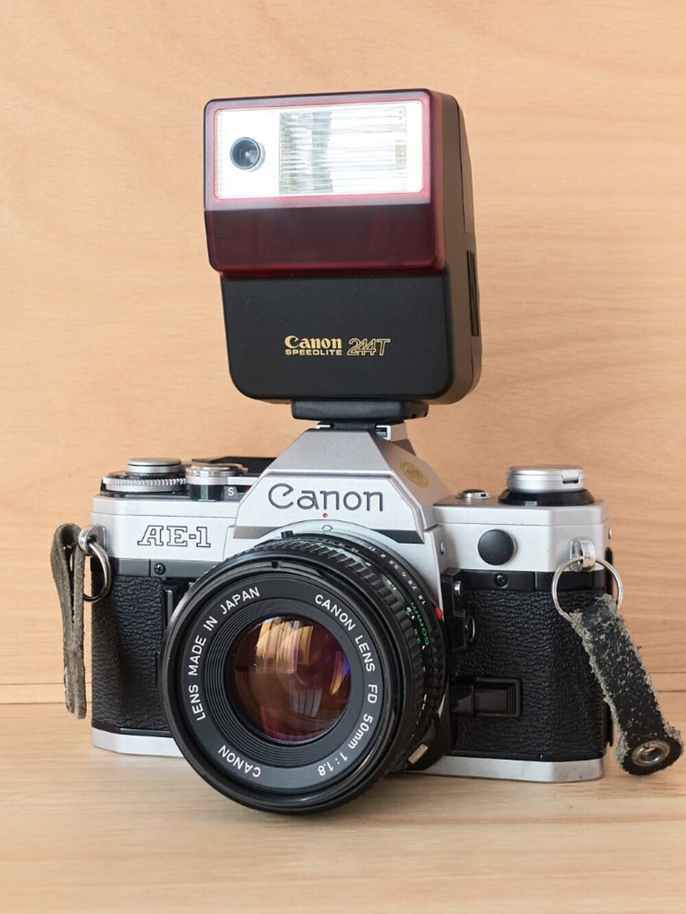 Vintage Canon AE-1 35mm SLR Film Camera 50mm Lens Canon Speedlite Flash Tested